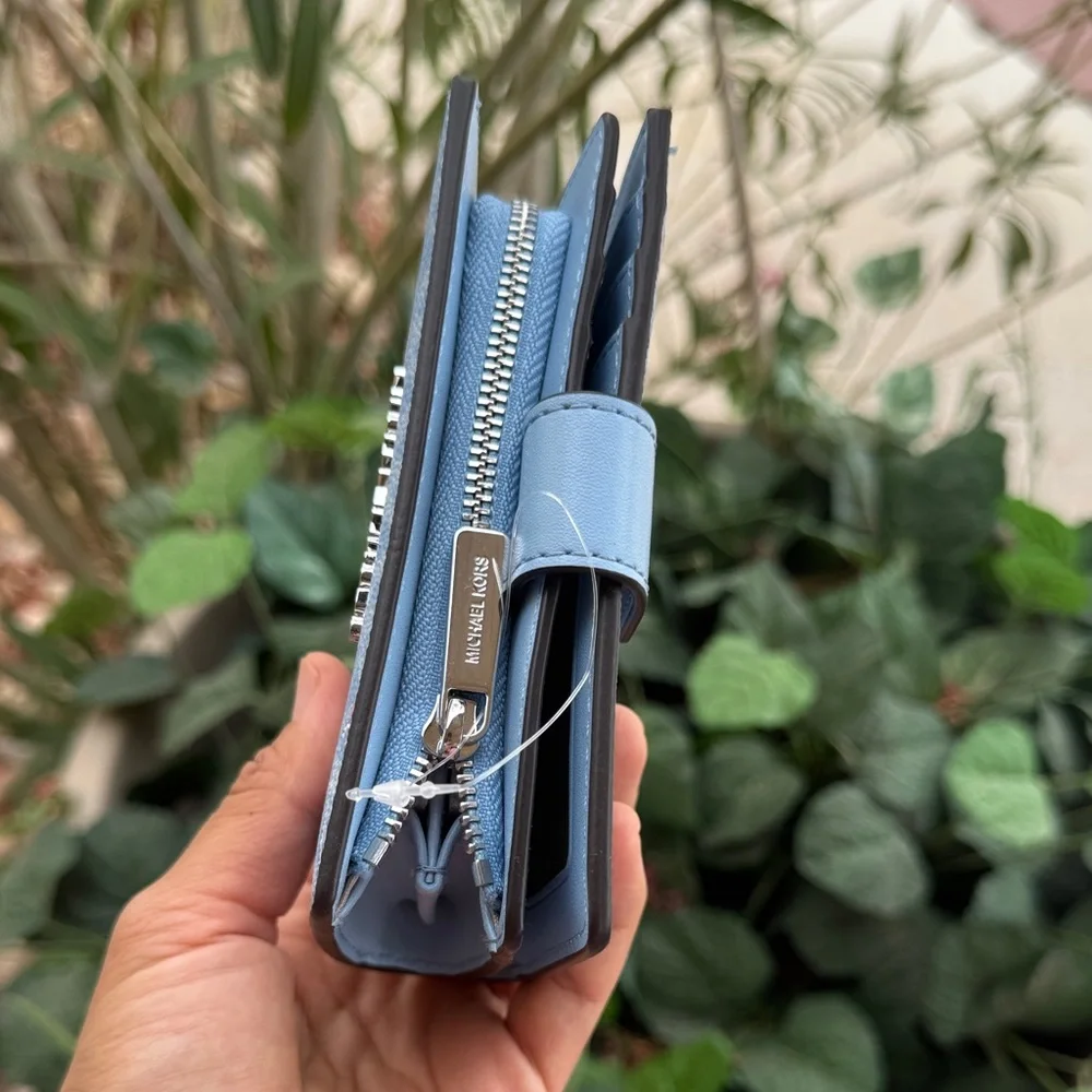 Michael Kors Jet Set Medium Printed Signature Logo Wallet - Diner Drive - In - Picture 2 of 5